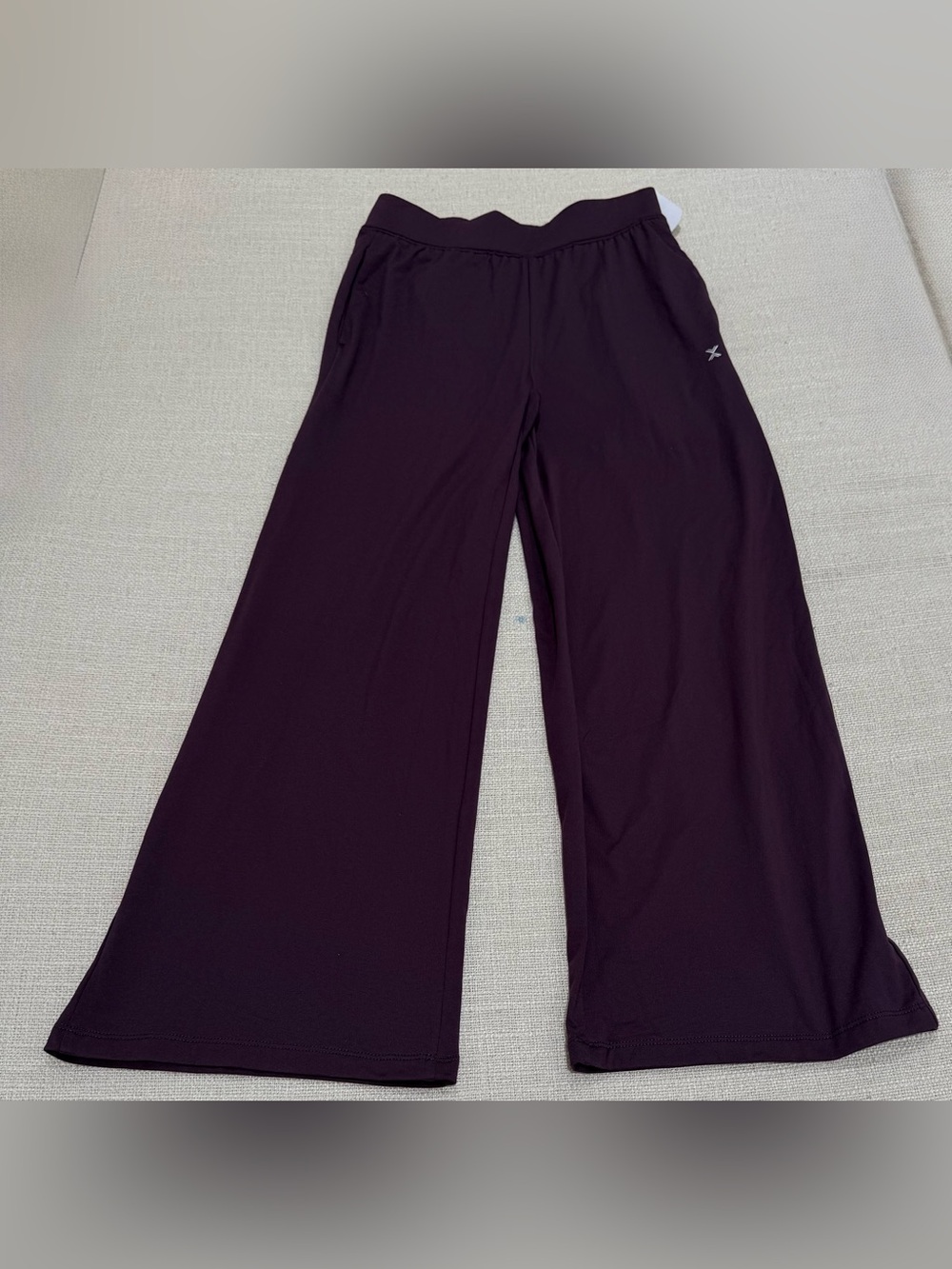 Xersion Girls Mid Rise Wide Leg Regular Fit Pull-On Pant in midnight purple Sz M